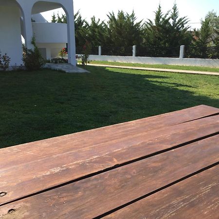 Simplicity At Iris Accommodation Psakoudia Exterior foto