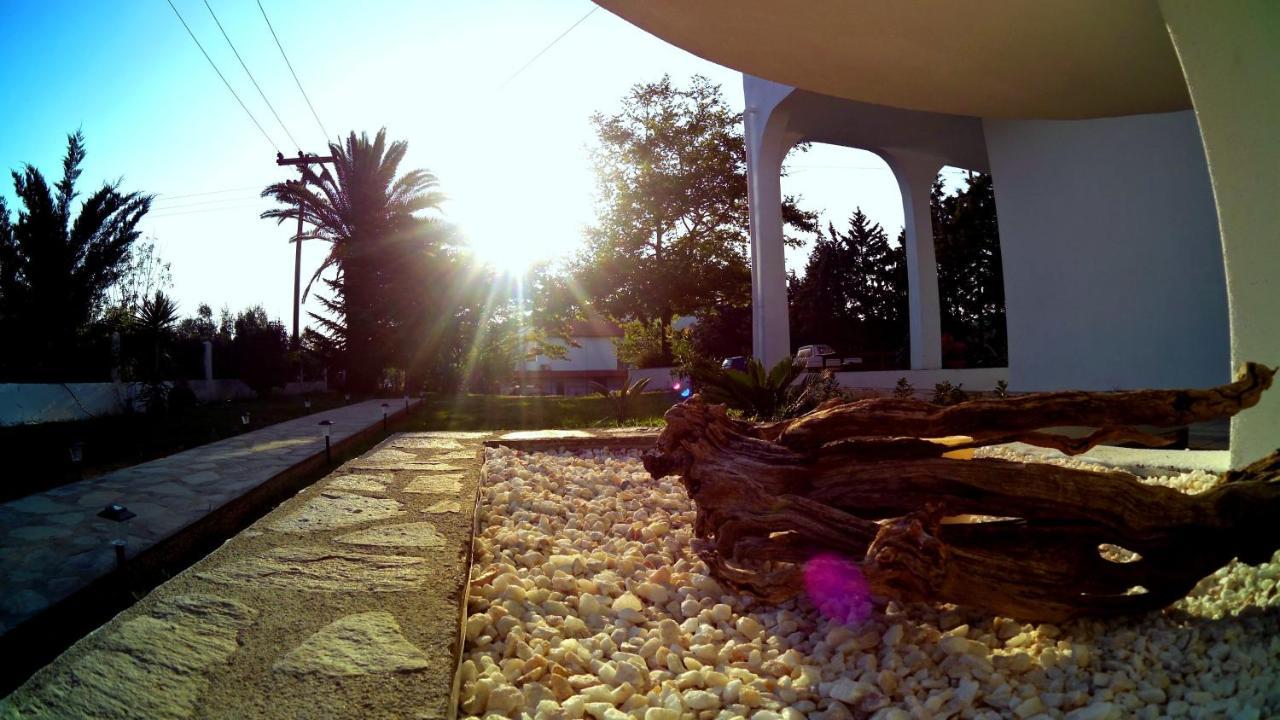 Simplicity At Iris Accommodation Psakoudia Exterior foto