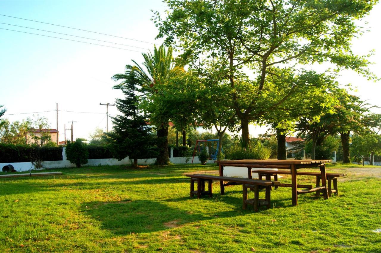 Simplicity At Iris Accommodation Psakoudia Exterior foto
