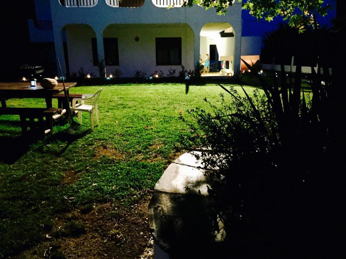 Simplicity At Iris Accommodation Psakoudia Exterior foto